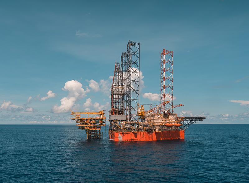 Compliance Risks in Oil & Gas Contracts Header Banner