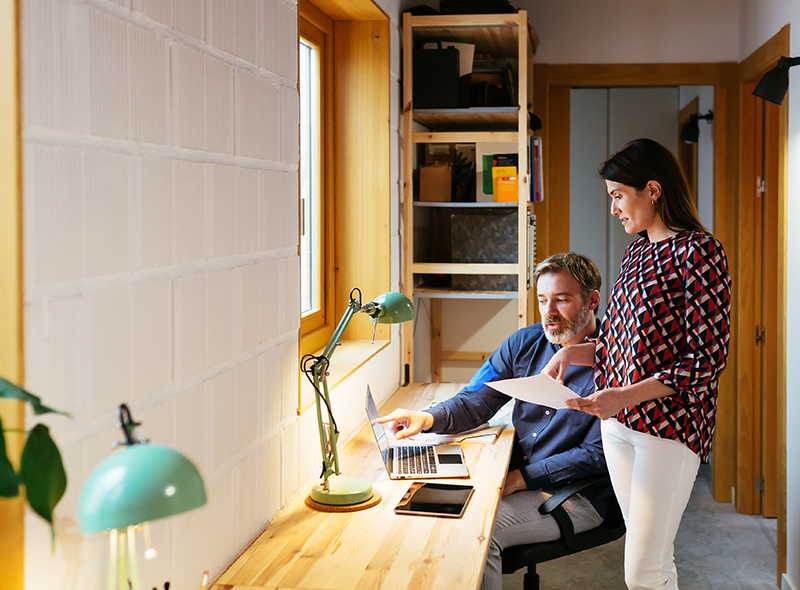 contract management header banner