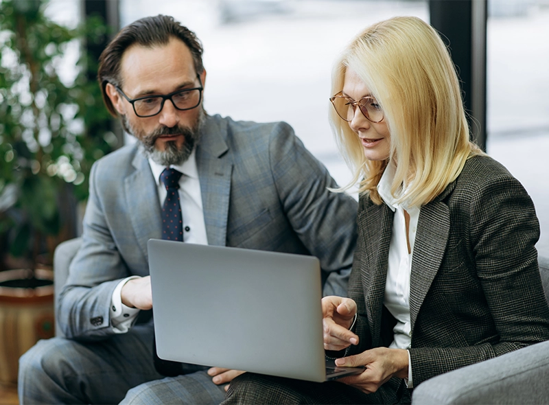 Commutative Contract Header Banner