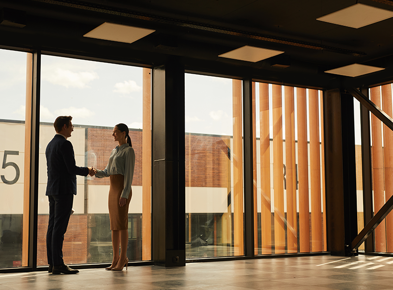 Commercial Contracts: Key Terms, Types, and Best Practices